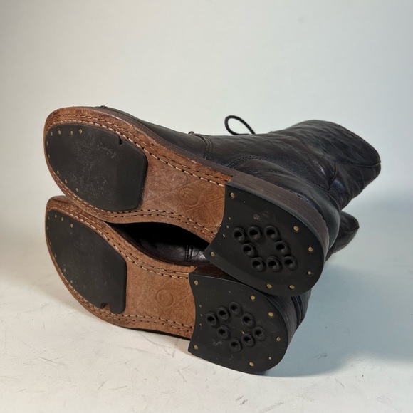 Timberland Boot Company Genuine Leather Ankle Boots - Picture 10 of 12